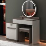 6062 Dressing Table