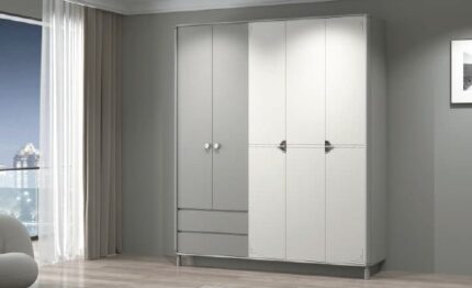 9513 4 Door Wardrobe with External Drawers