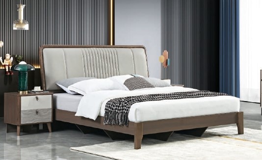 Model 3055 King Size Bed Model 3055 King Size Bed - Image 1